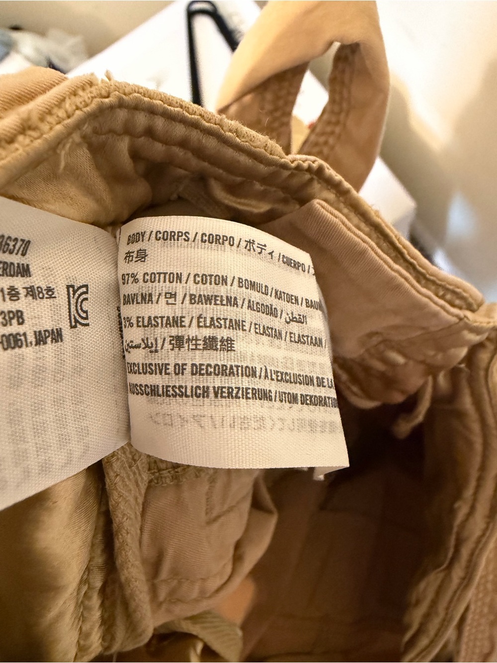 Vintage Y2K Abercrombie & Fitch Patchwork Tan Cargo Pants Size 4R - Picture 10 of 11